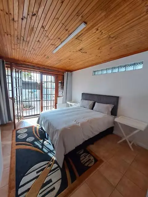 Holiday home Azzure Apartments 4 Sleeper Crawford Cape Town